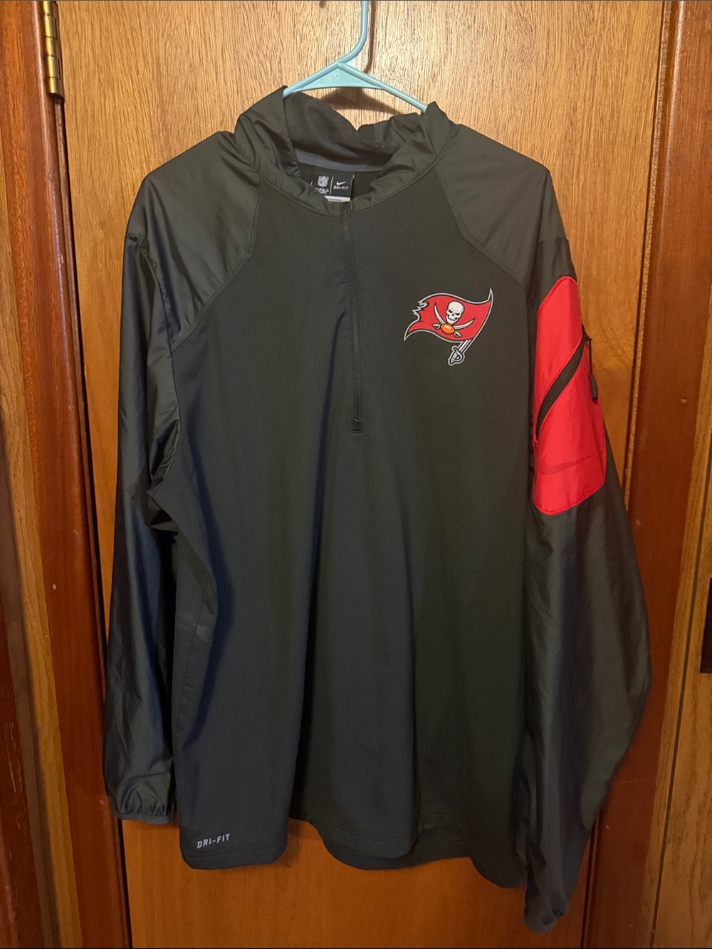 Nike Tampa Bay Bucs On Field Quarter Zip